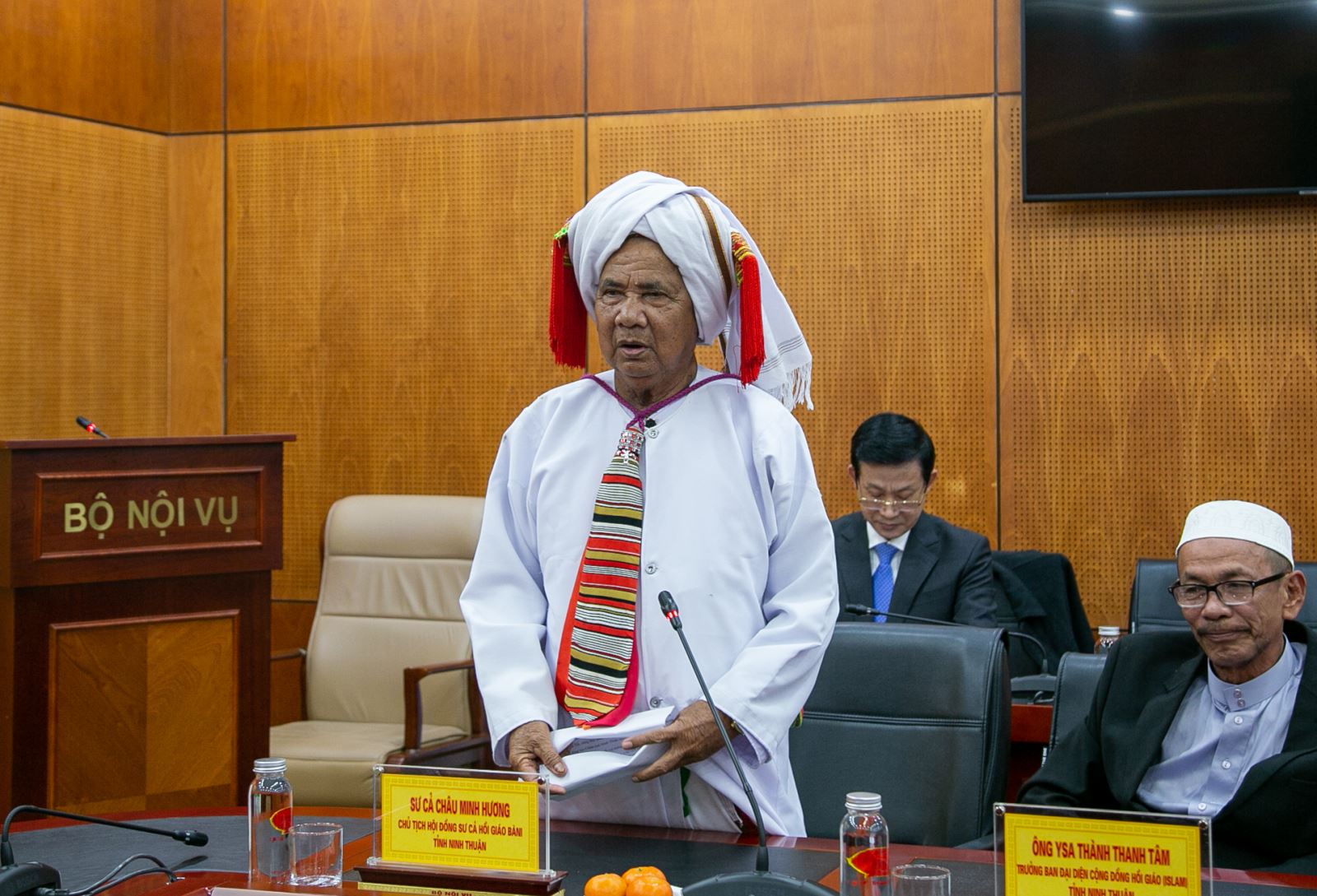 Lãnh đạo Bộ Dân tộc và Tôn giáo chúc mừng GHPGVN nhân mùa Vu lan